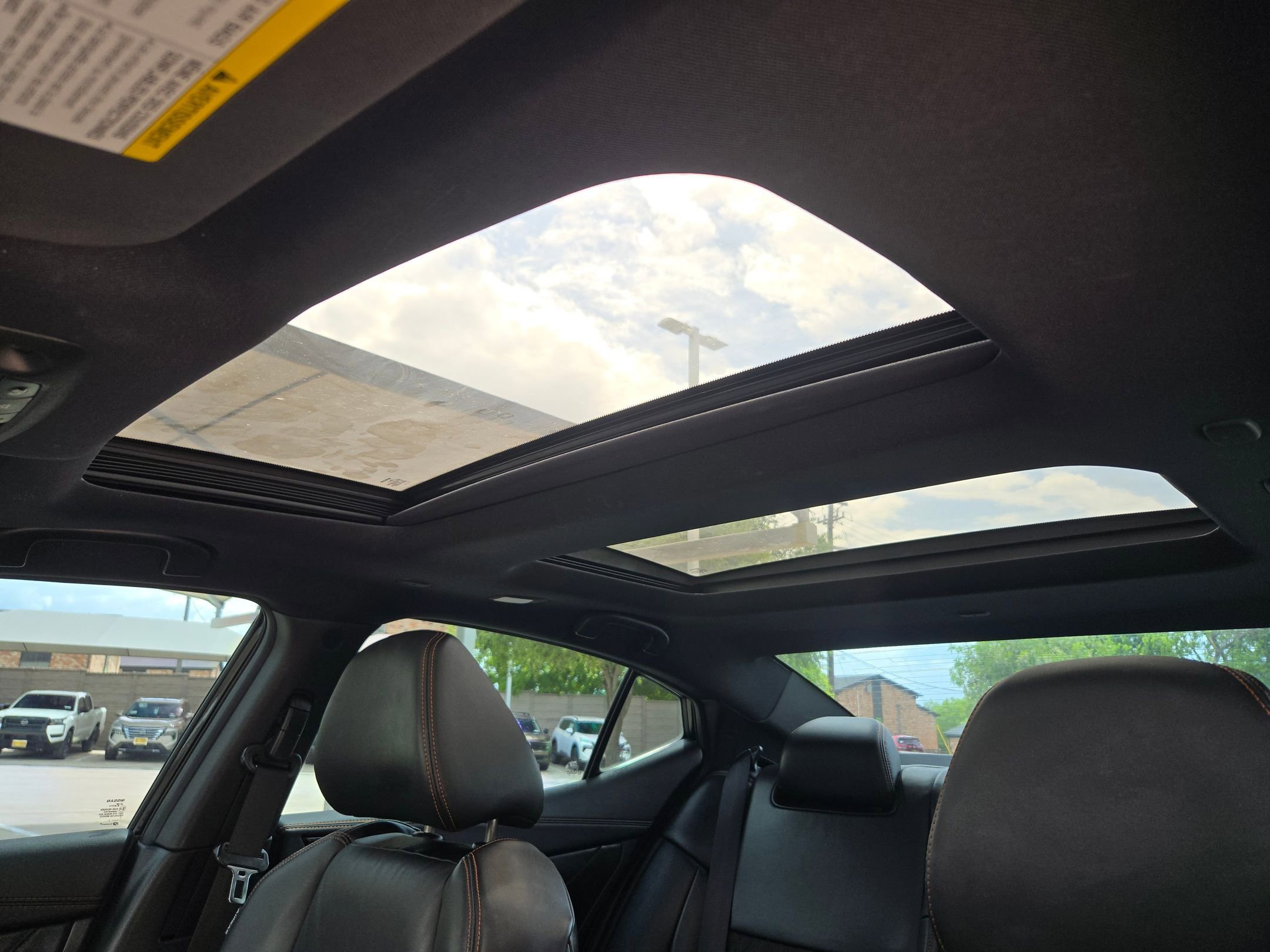 Used 2021 Nissan Maxima SR w/ Sport Mat Group FWD image 10