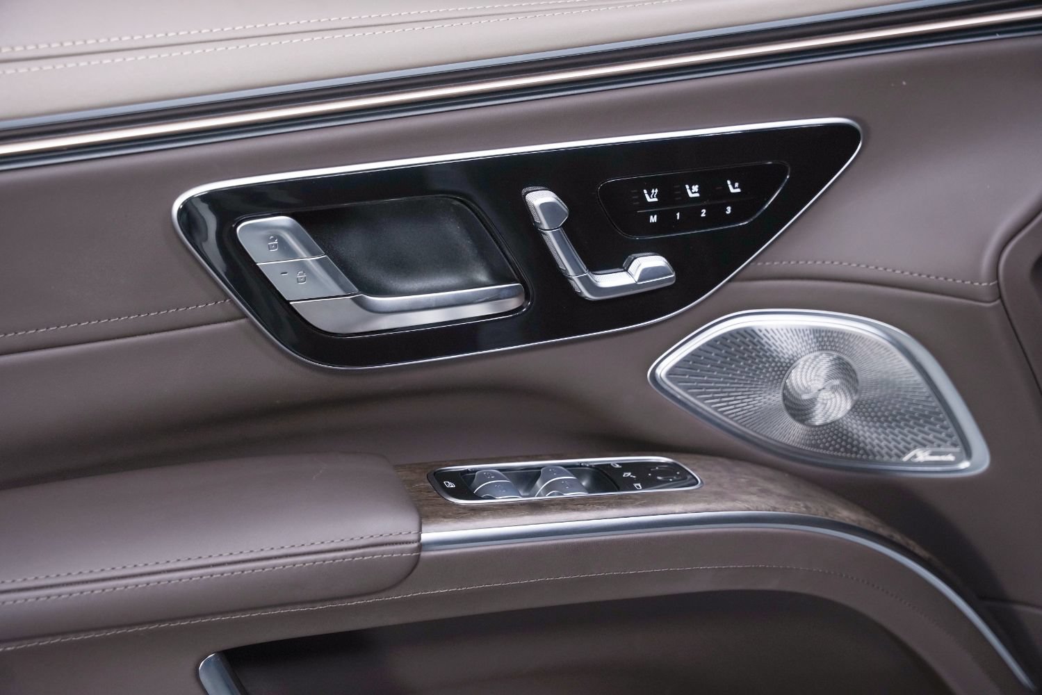 Used 2025 Mercedes-Benz Maybach EQS 680 4MATIC image 50