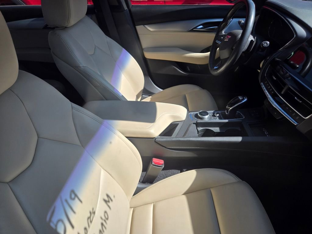 Used 2022 Cadillac CT5 Luxury w/ Sun And Sound Package RWD image 4