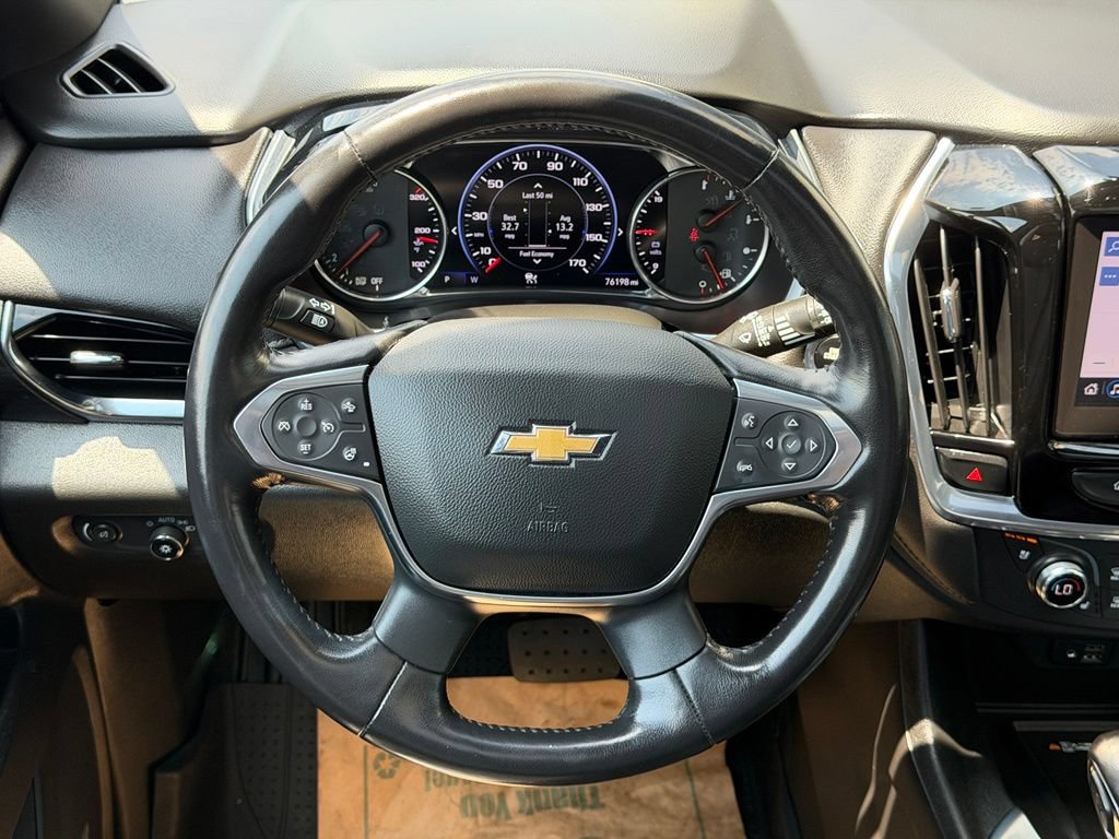 Used 2022 Chevrolet Traverse High Country w/ LPO, Cargo Package AWD/4WD image 16