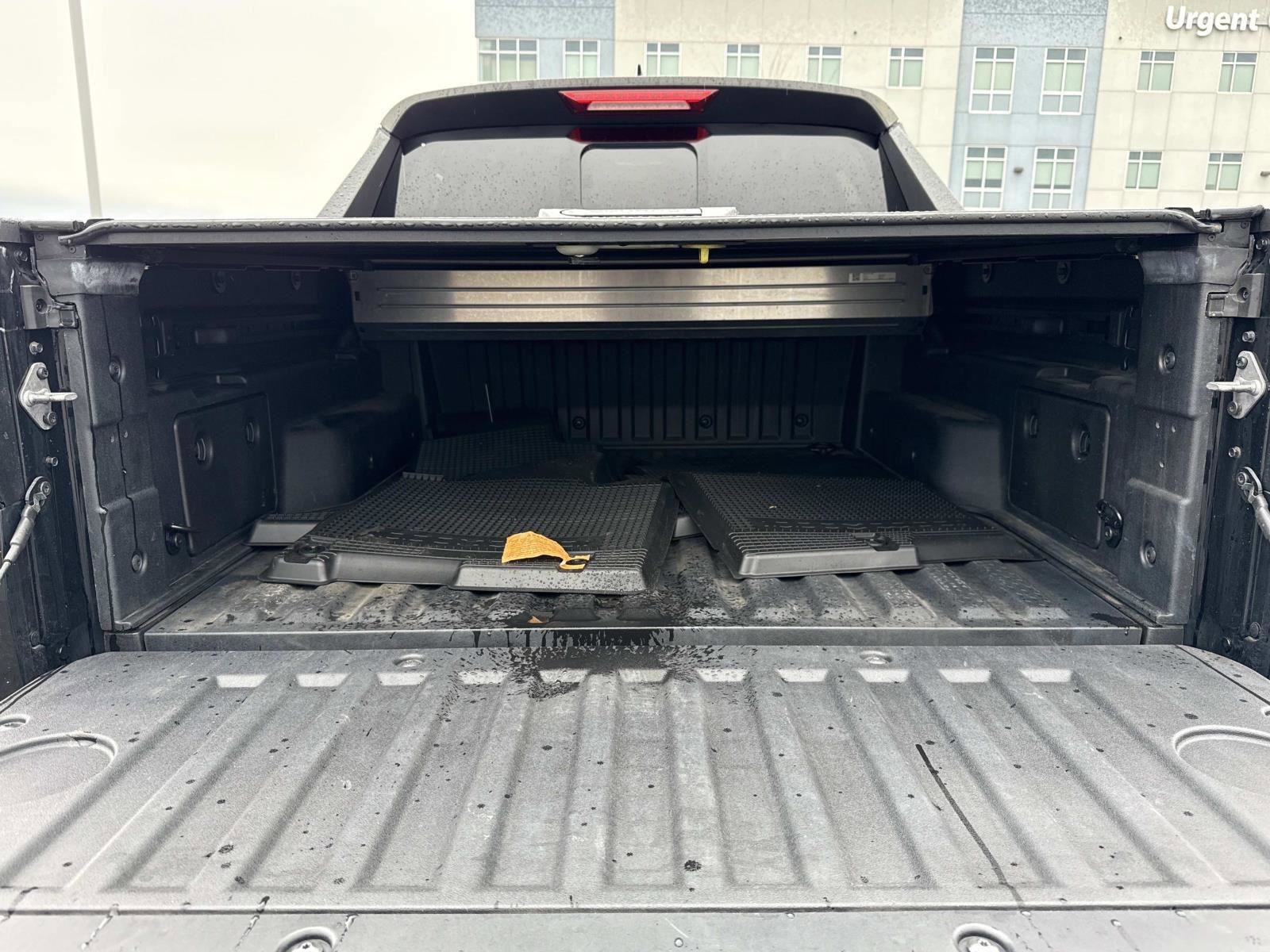 Used 2022 Hyundai Santa Cruz Limited image 21