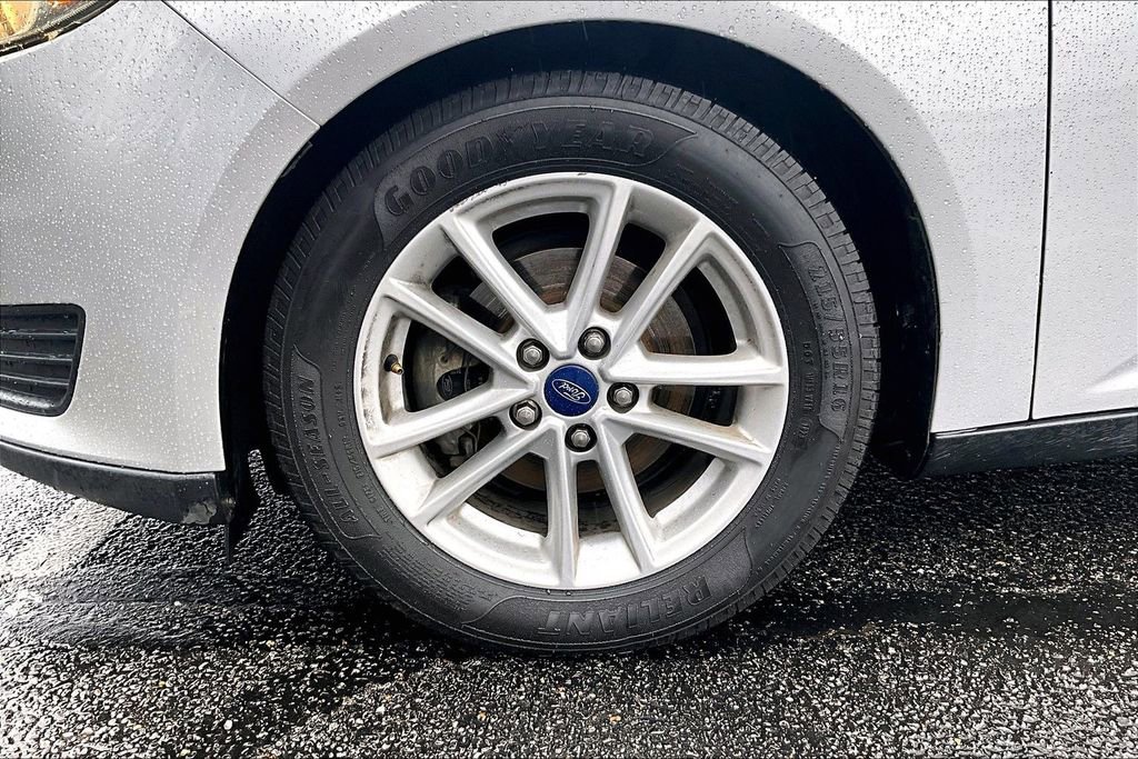 Used 2016 Ford Focus SE image 4