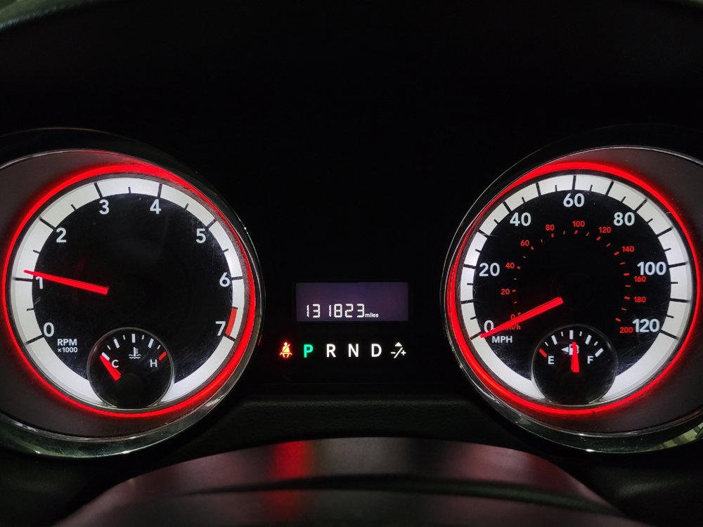 Used 2018 Dodge Grand Caravan SXT FWD image 23