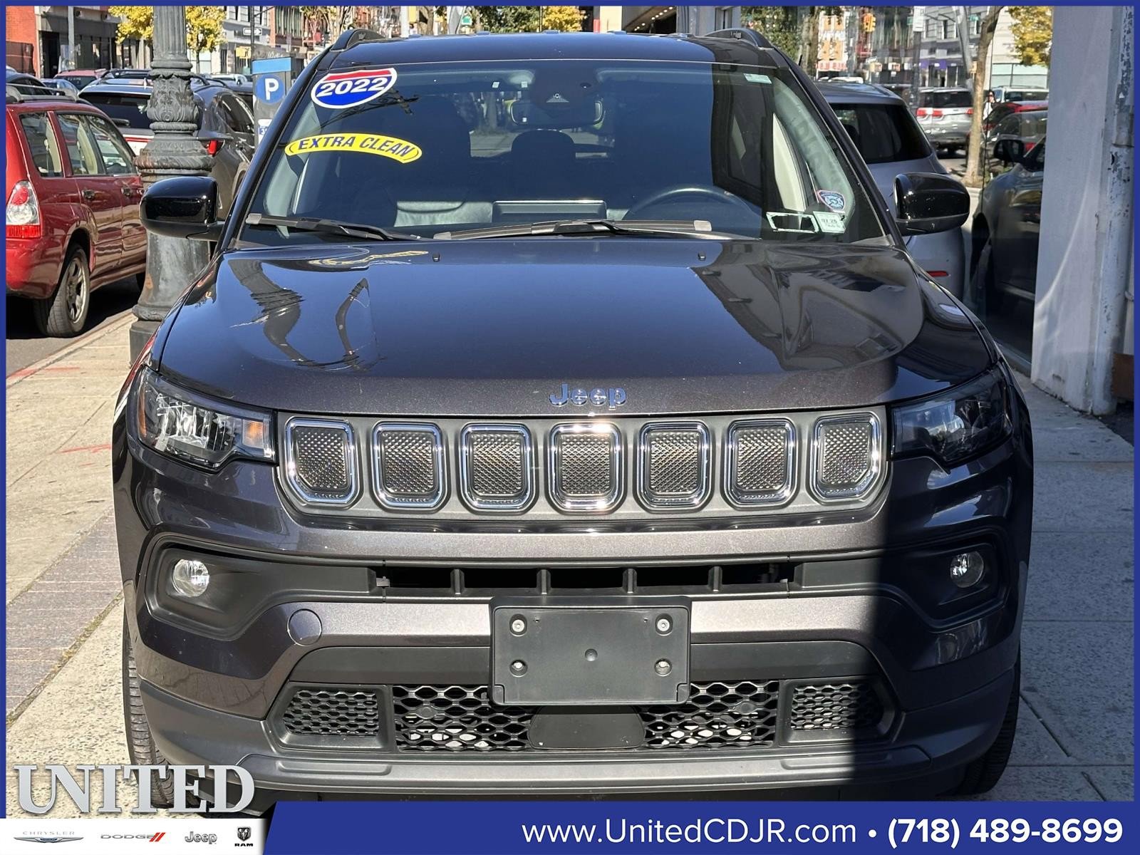 Used 2022 Jeep Compass Latitude image 9