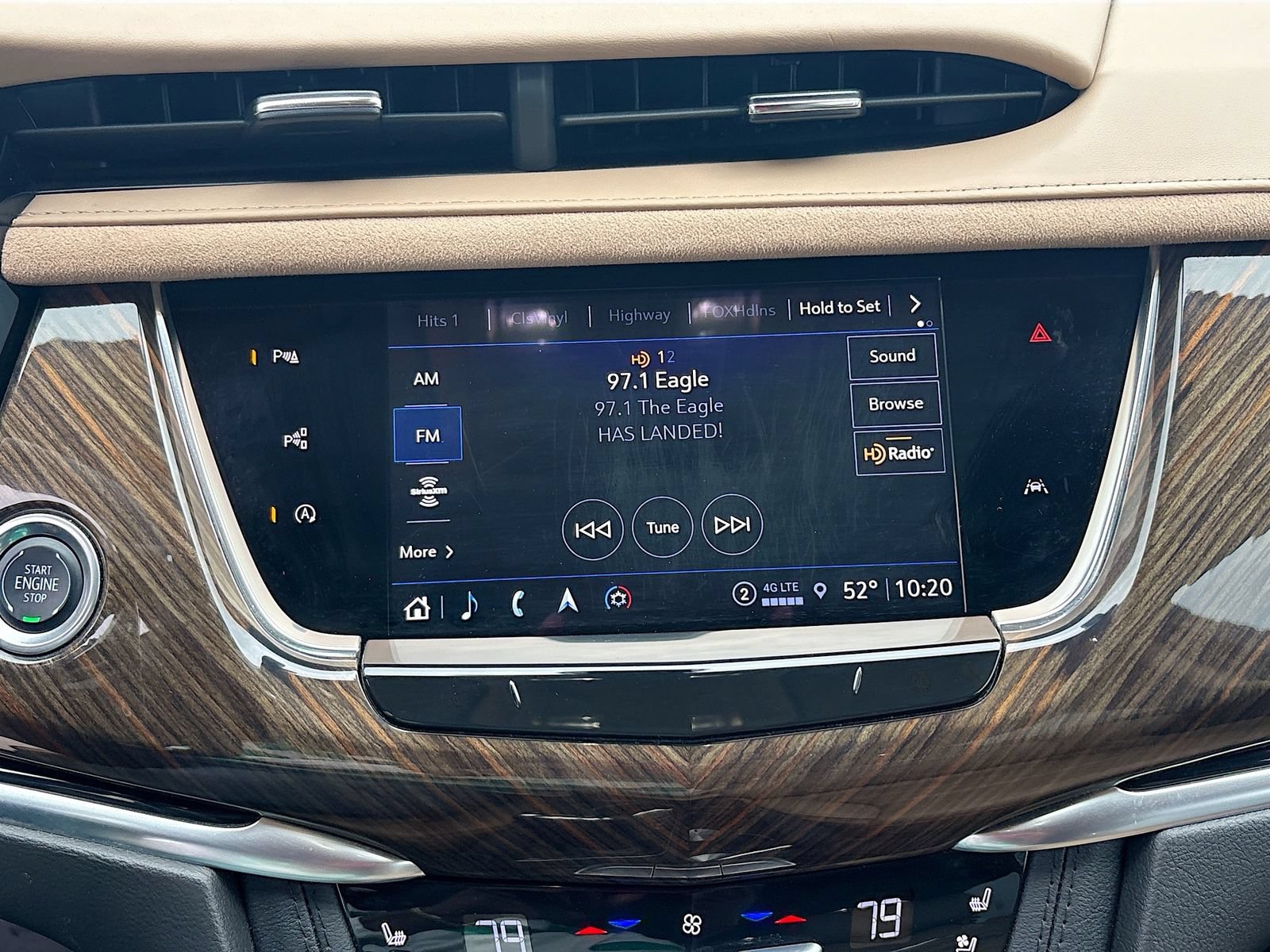 Used 2025 Cadillac XT6 Sport w/ Platinum Package AWD/4WD image 15