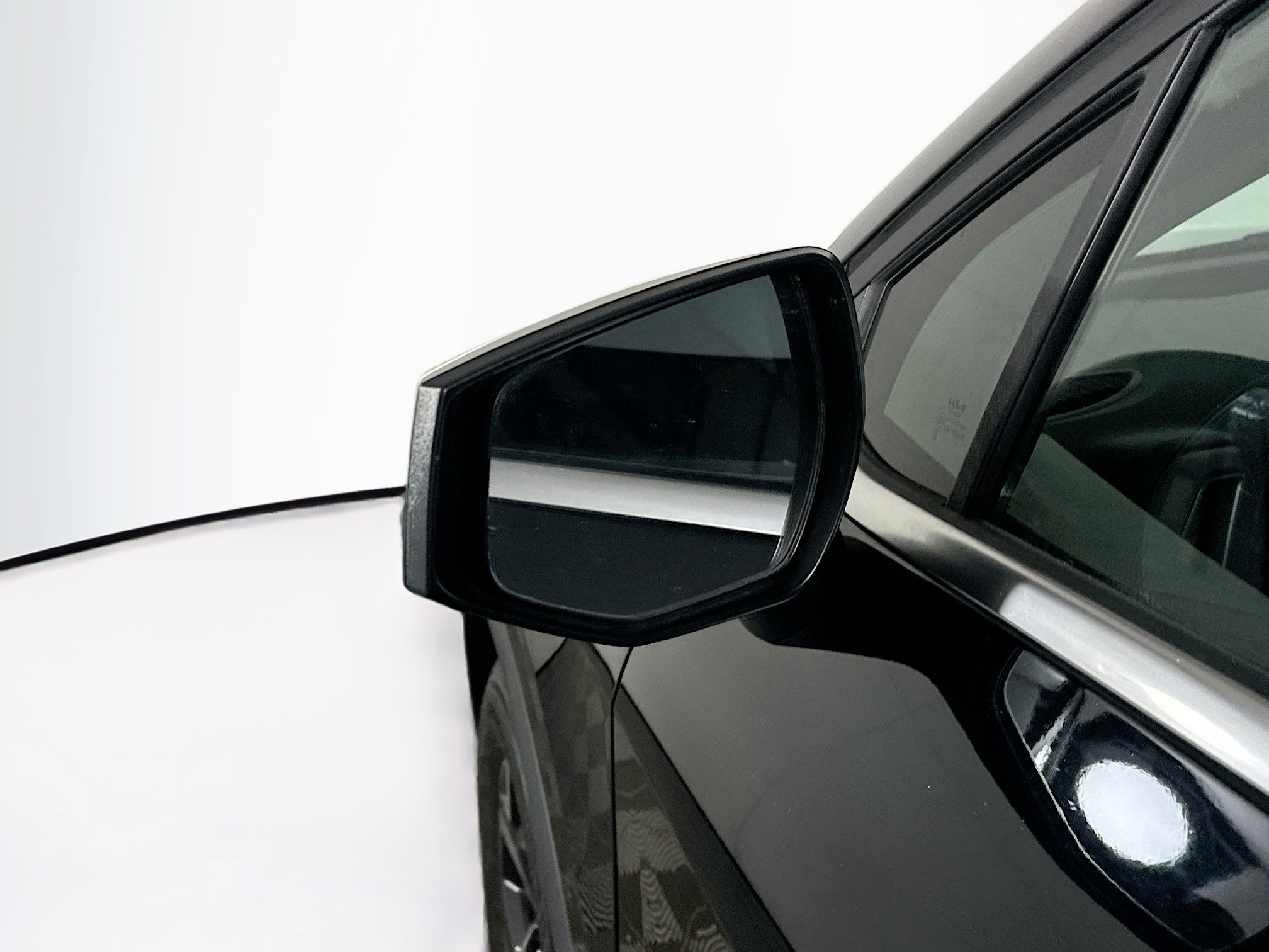 Used 2025 Kia Sportage LX image 16