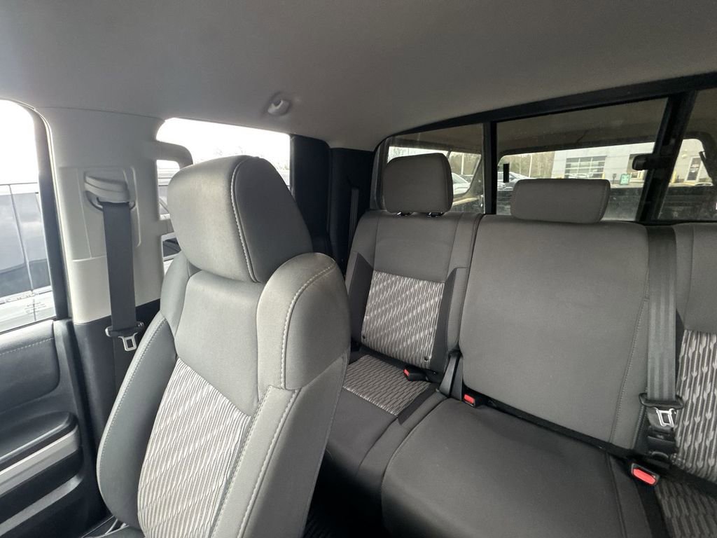 Used 2018 Toyota Tundra SR5 image 12