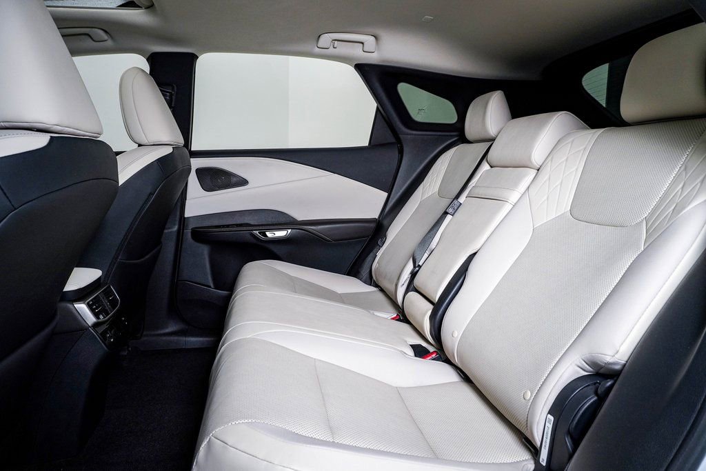 Used 2023 Lexus RX 350 Premium w/ Accessory Package image 16