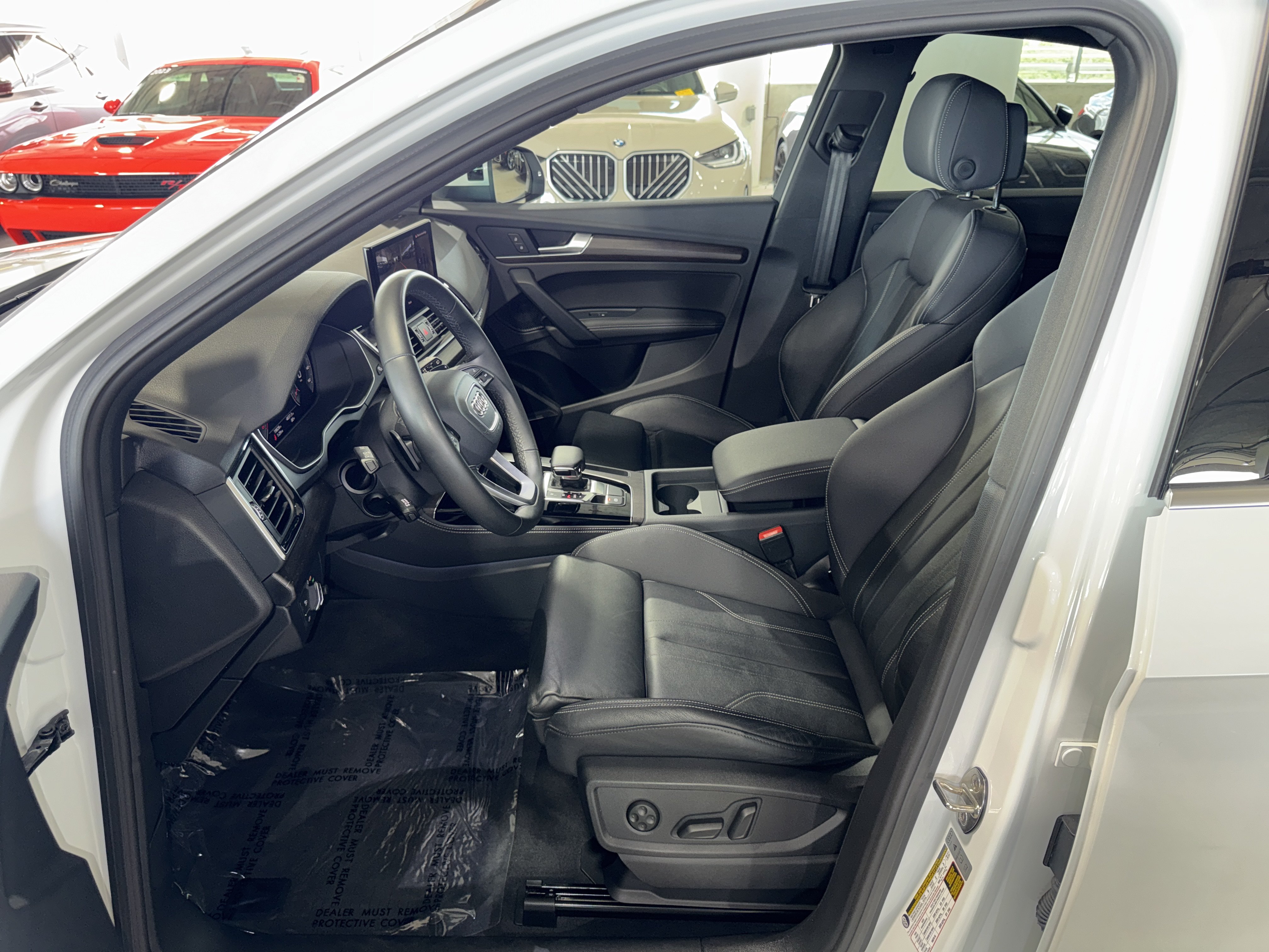 Used 2023 Audi Q5 2.0T Premium Plus w/ Premium Plus Package AWD/4WD image 19
