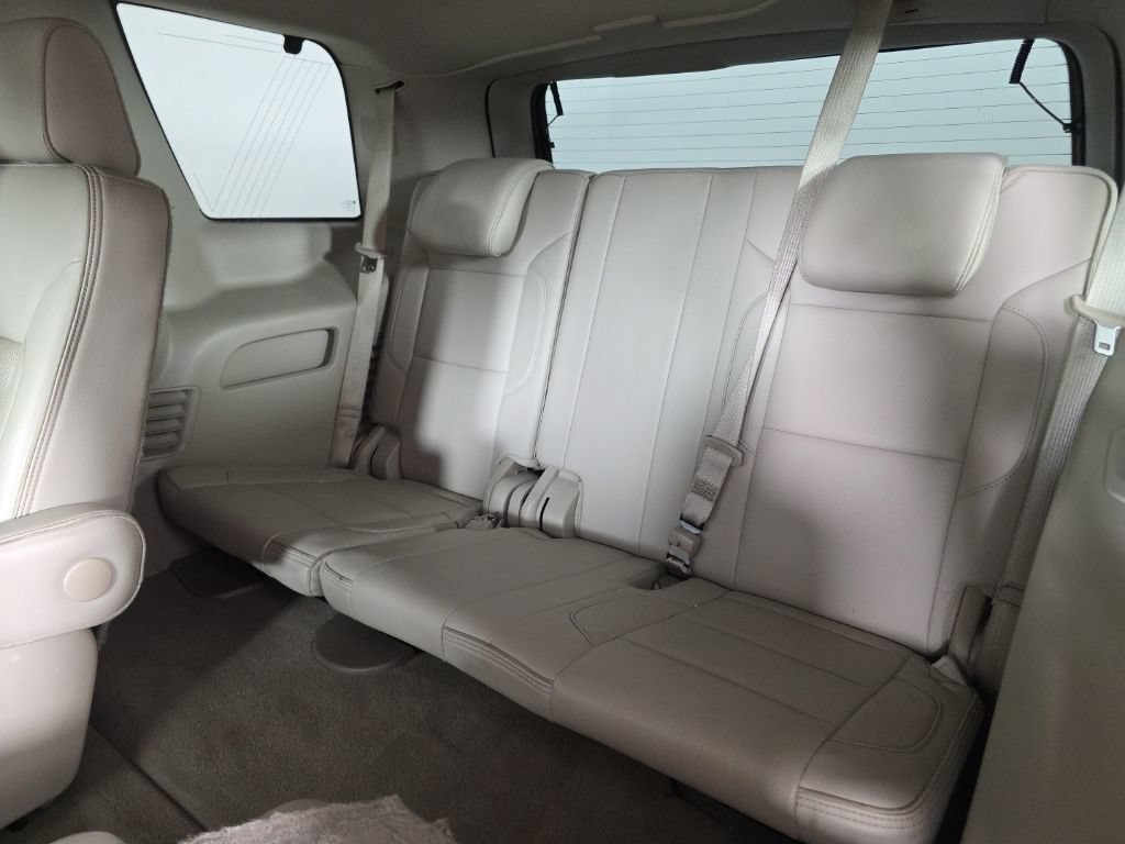Used 2020 GMC Yukon Denali w/ Denali Premium Package AWD/4WD image 32
