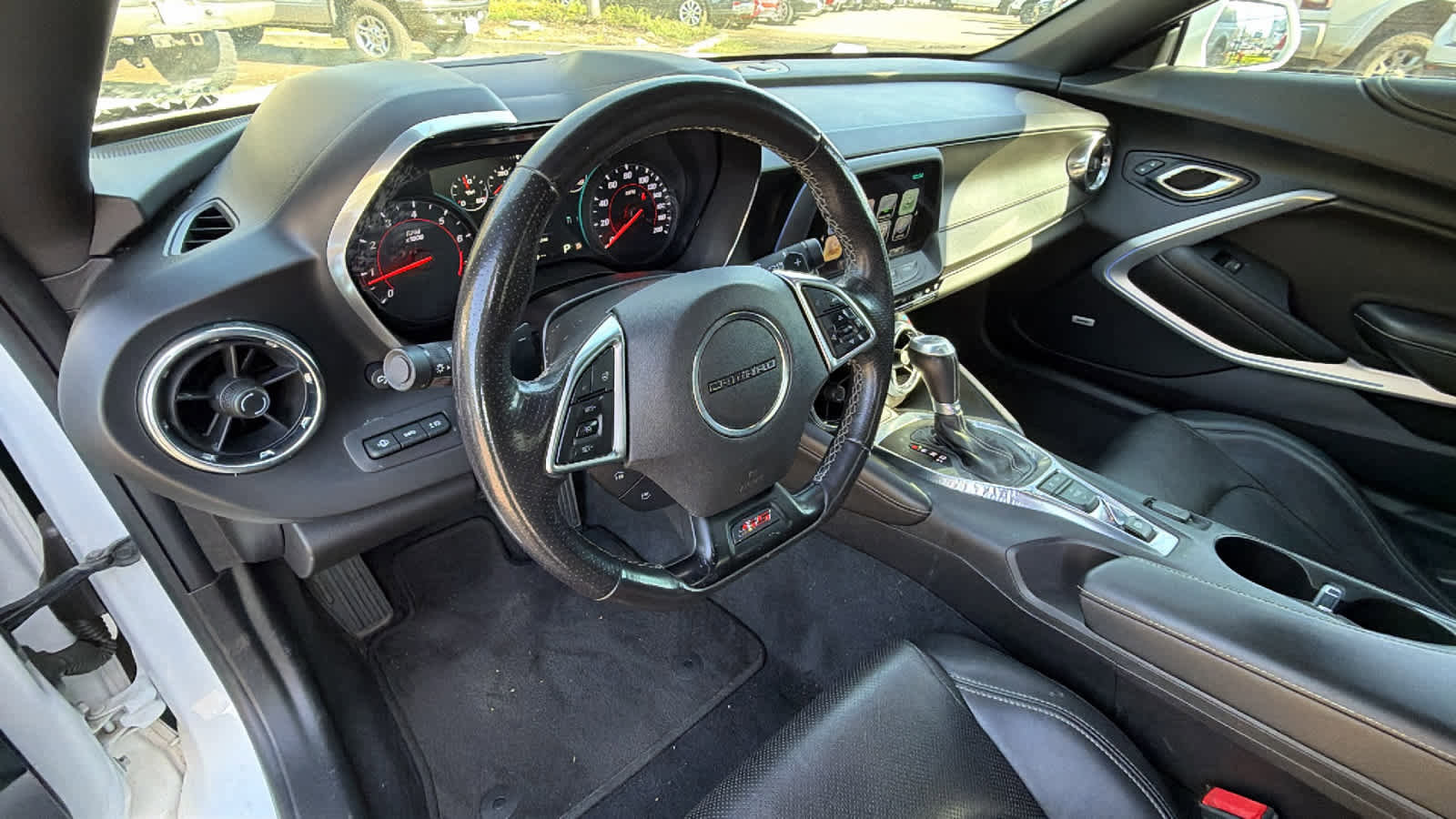 Used 2018 Chevrolet Camaro SS image 10