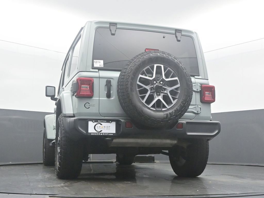 Used 2024 Jeep Wrangler Sahara image 50