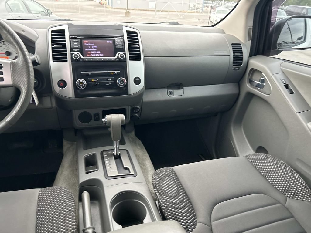 Used 2018 Nissan Frontier SV RWD image 22