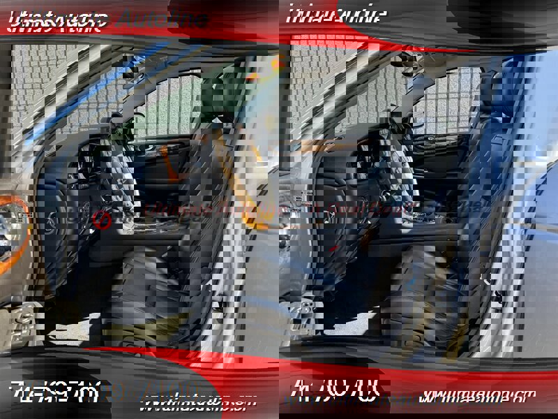 Used 2004 Jaguar XJ8 image 26