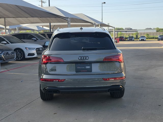 Used 2023 Audi Q5 e Prestige w/ Prestige Package image 6