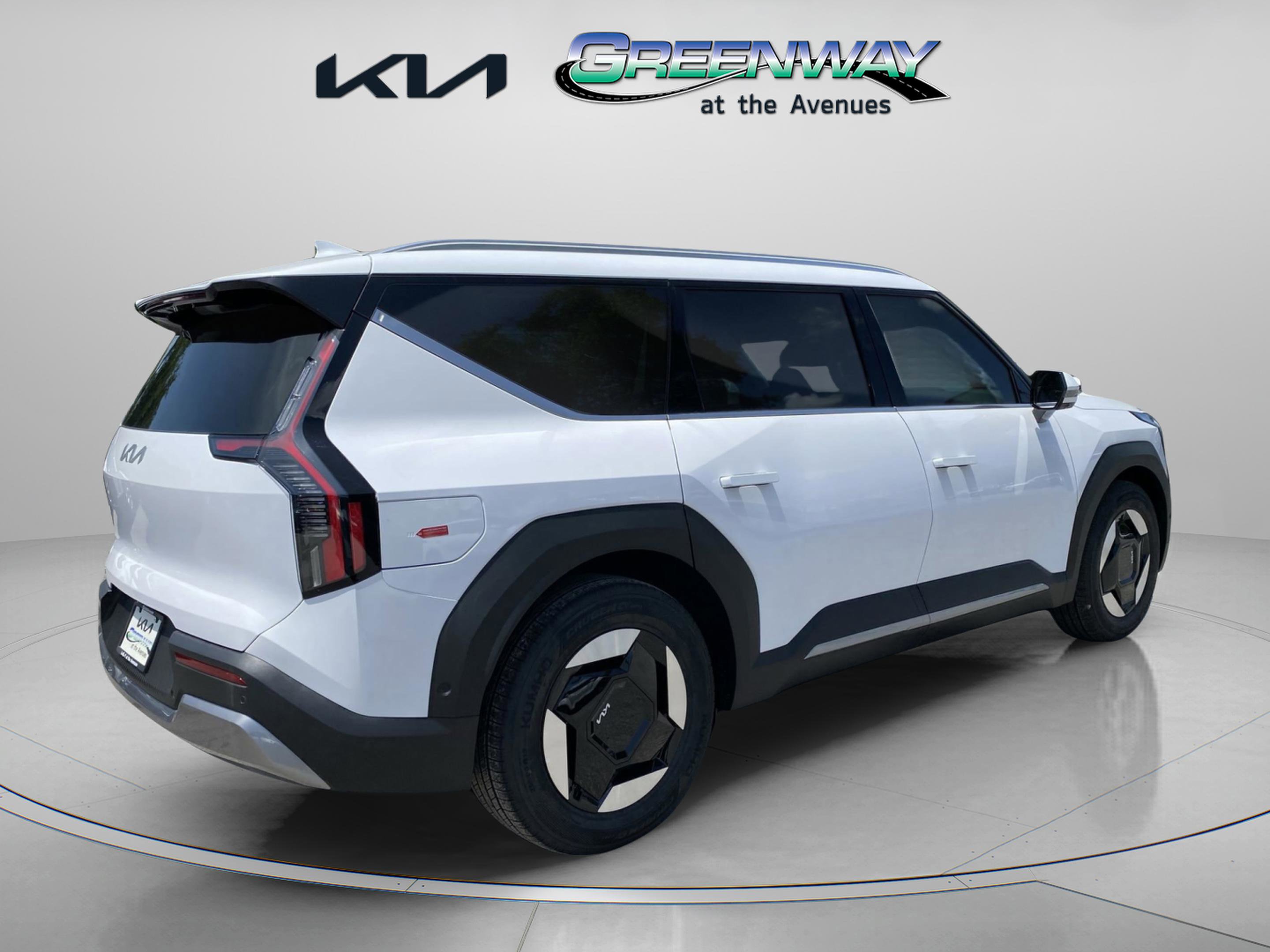 New 2026 Kia EV9 Wind AWD/4WD image 4