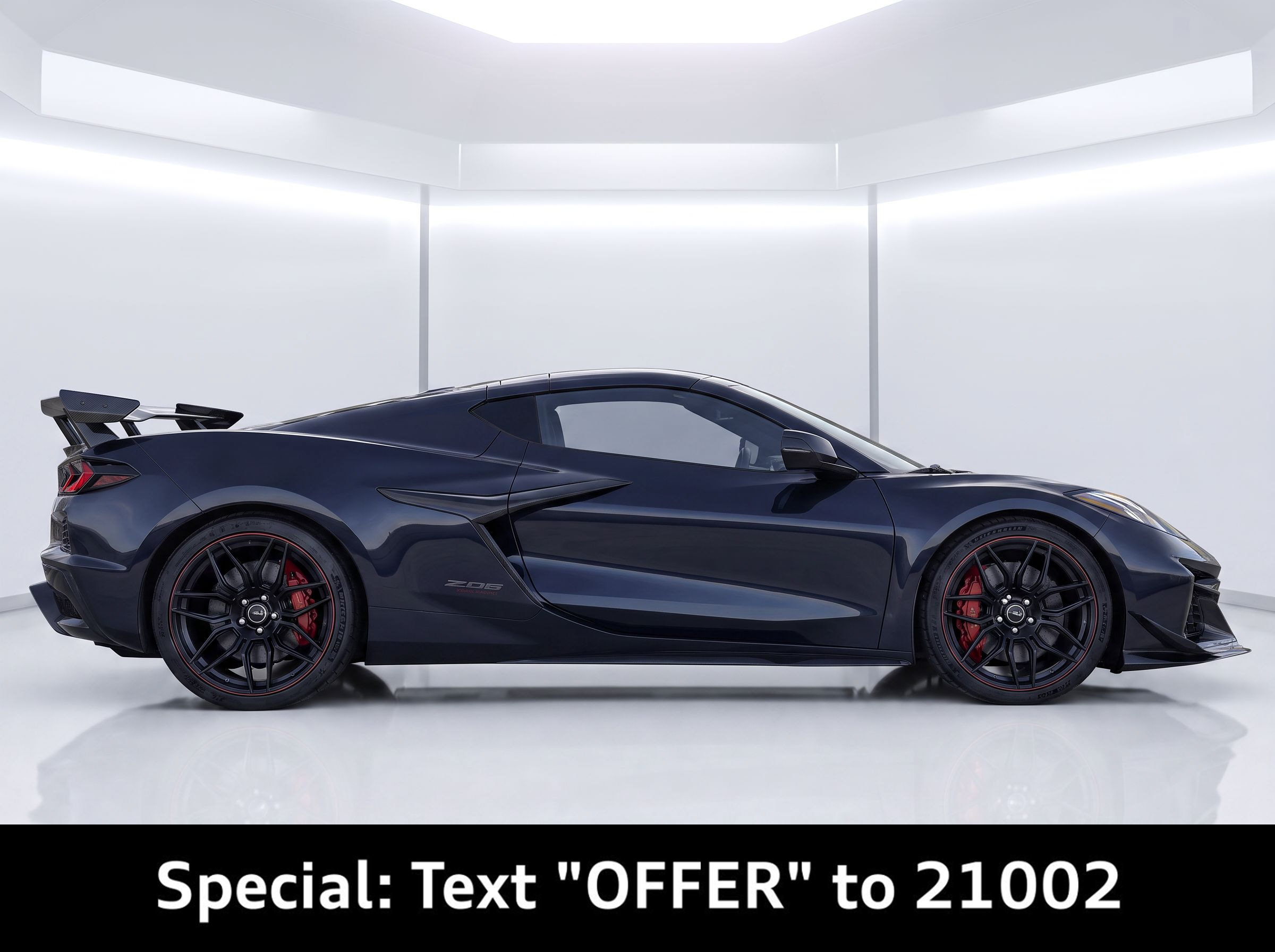 Used 2023 Chevrolet Corvette Z06 RWD image 8