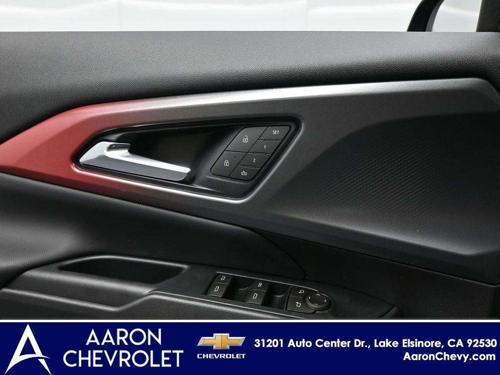 New 2026 Chevrolet Equinox EV RS FWD image 19