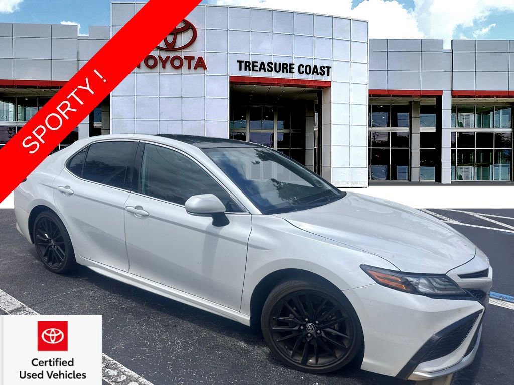 Used 2023 Toyota Camry XSE w/ Navigation Package FWD image 1