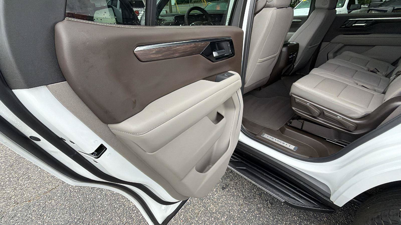 New 2026 Chevrolet Tahoe LT RWD image 18