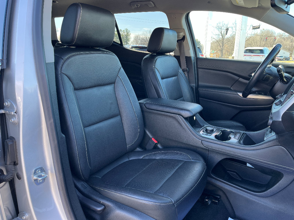 Used 2020 GMC Acadia SLT image 18