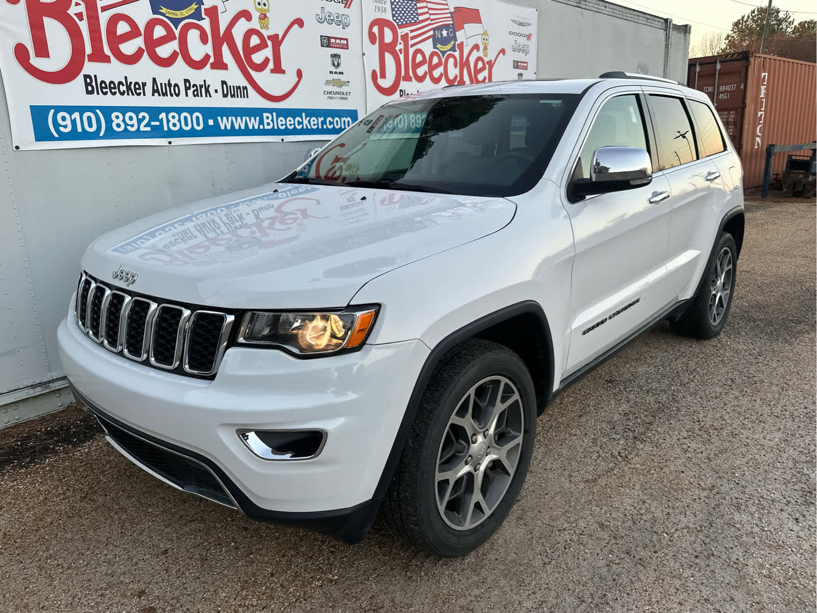 Used 2019 Jeep Grand Cherokee Limited w/ Trailer Tow Group IV image 6