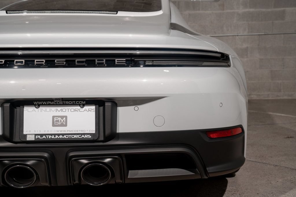 Used 2026 Porsche 911 GTS image 11