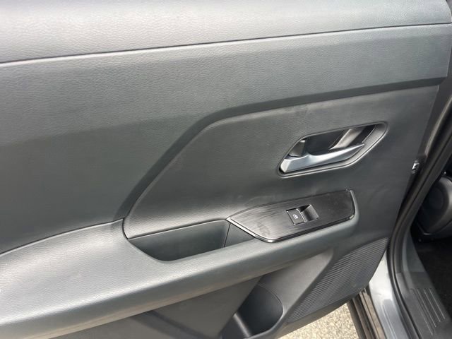 New 2026 Nissan Kicks SR image 29