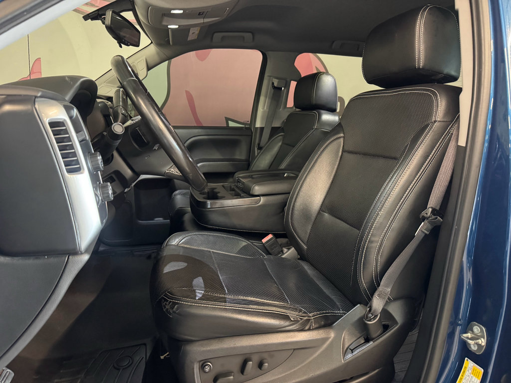 Used 2018 Chevrolet Silverado 1500 LT w/ All Star Edition AWD/4WD image 17
