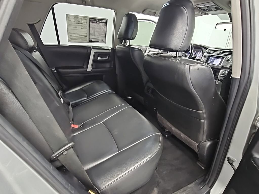 Used 2015 Toyota 4Runner SR5 RWD image 31