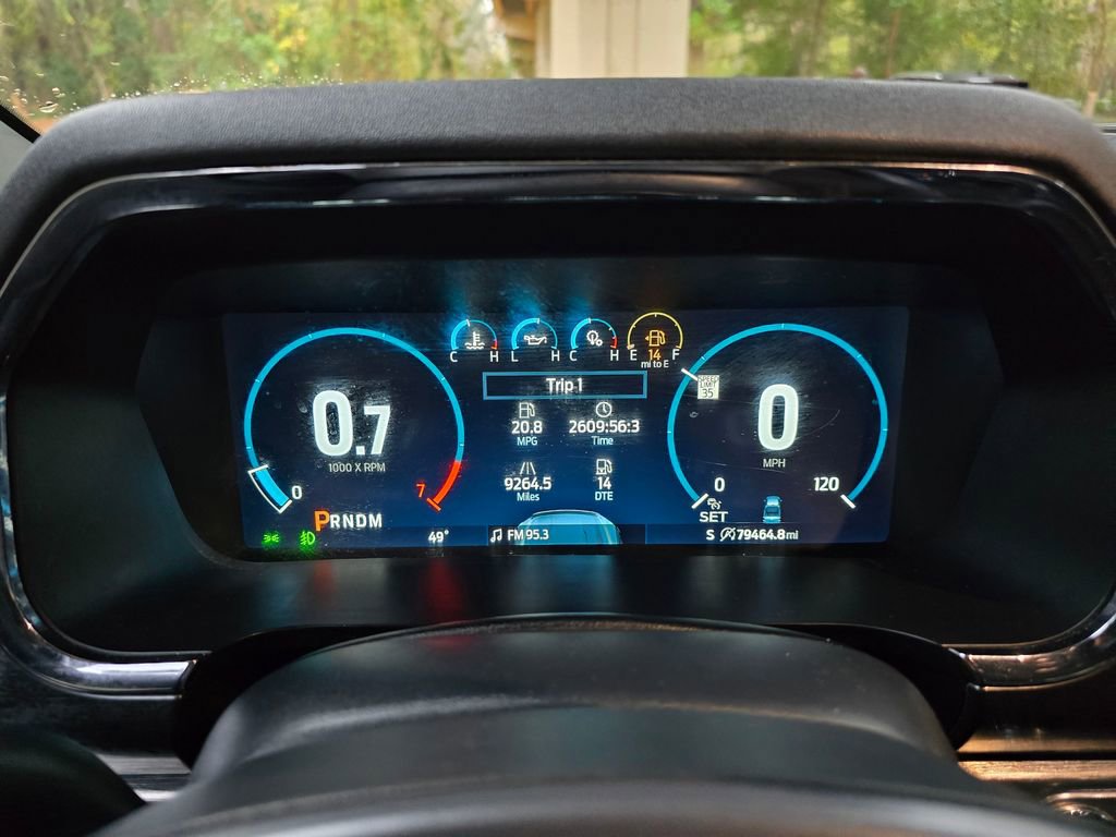 Used 2023 Ford F150 Lariat w/ Trailer Tow Package image 37