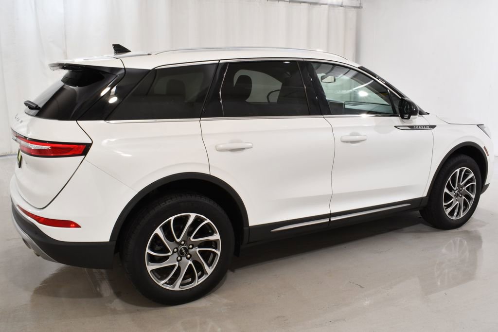 Used 2022 Lincoln Corsair AWD w/ Equipment Group 101A image 11