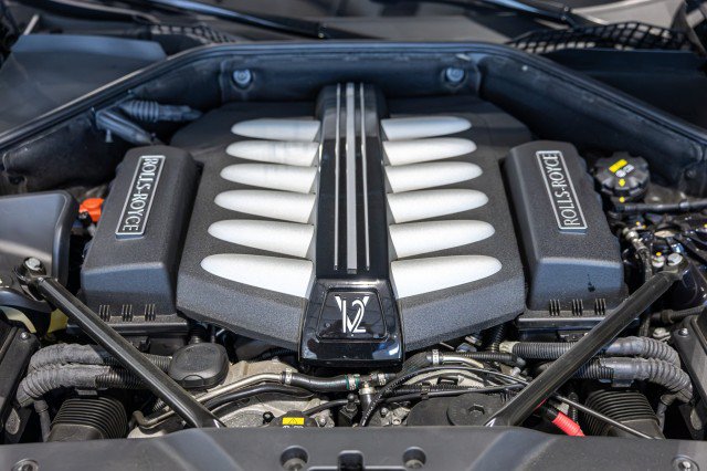 Used 2017 Rolls-Royce Wraith RWD image 25