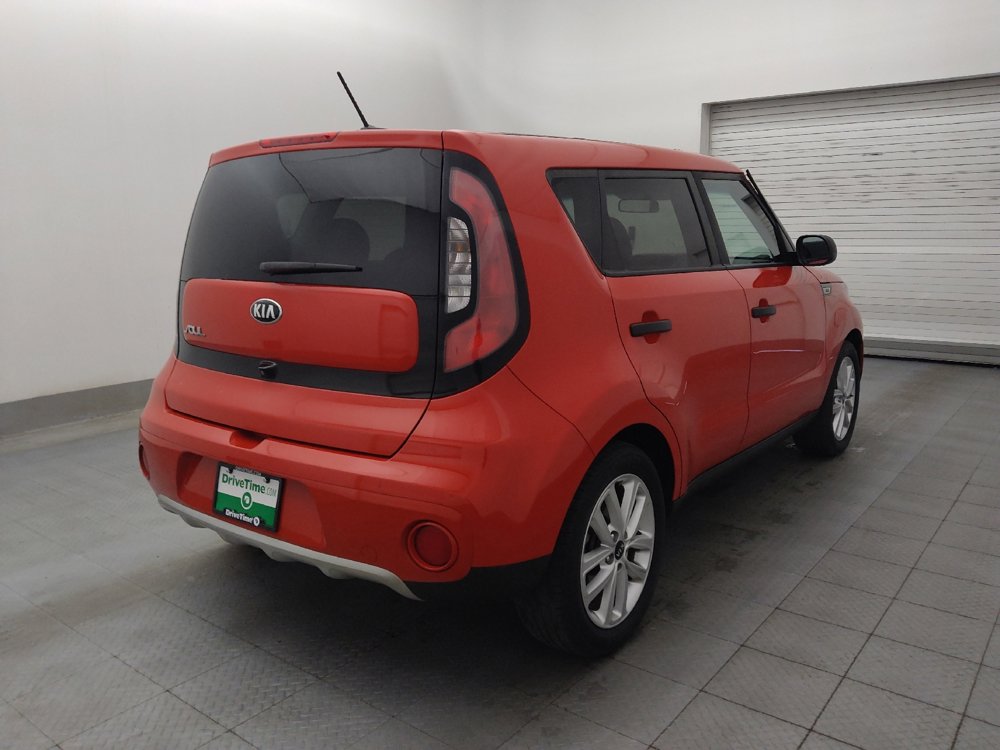 Used 2019 Kia Soul + FWD image 9