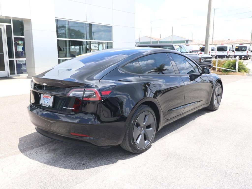 Used 2022 Tesla Model 3 Long Range AWD/4WD image 14