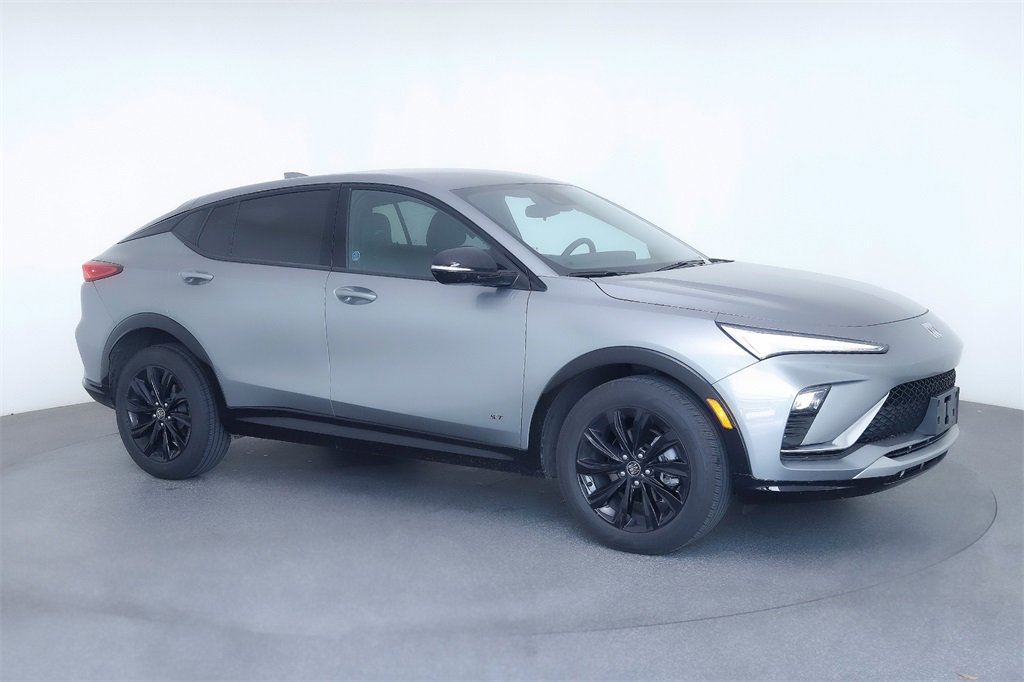 Used 2025 Buick Envista Sport Touring