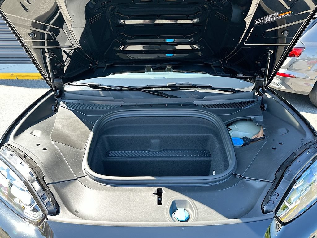 New 2026 Porsche Cayenne Electric AWD/4WD image 32