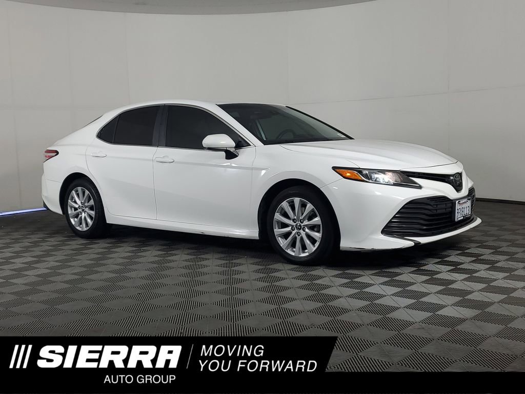Used 2020 Toyota Camry LE FWD image 1
