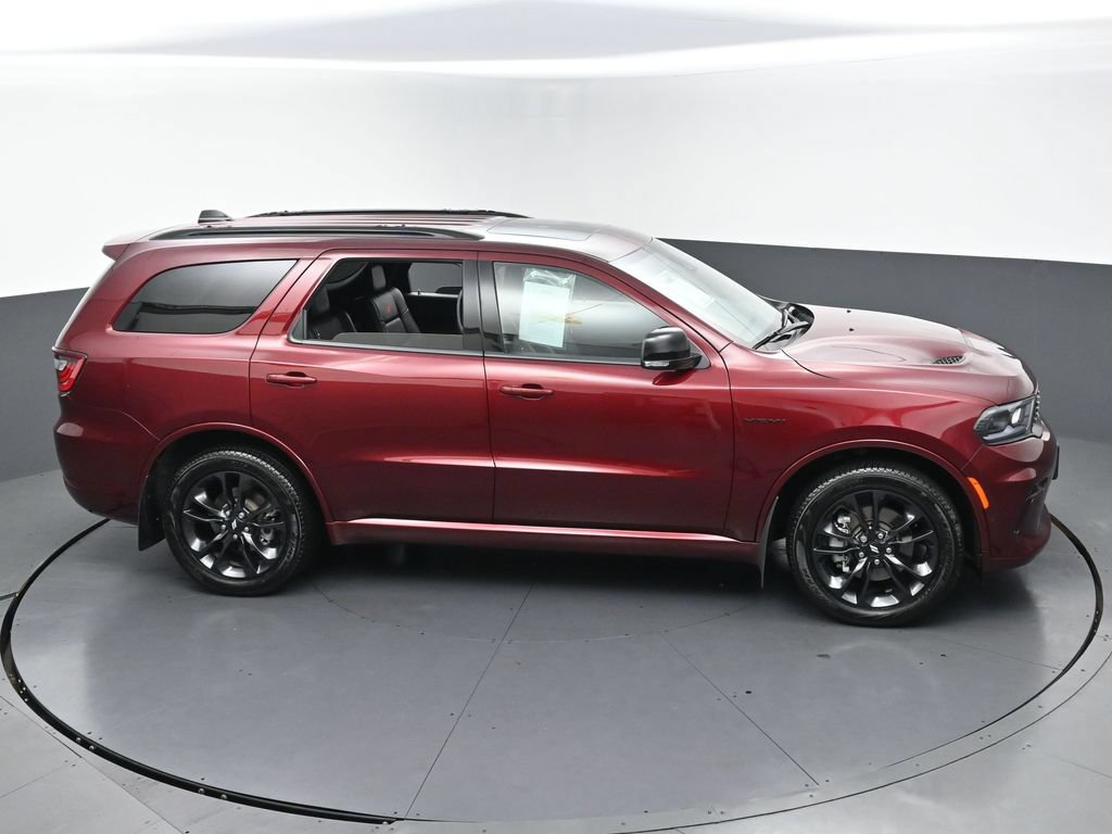 Used 2025 Dodge Durango R/T w/ Blacktop Package AWD/4WD image 47
