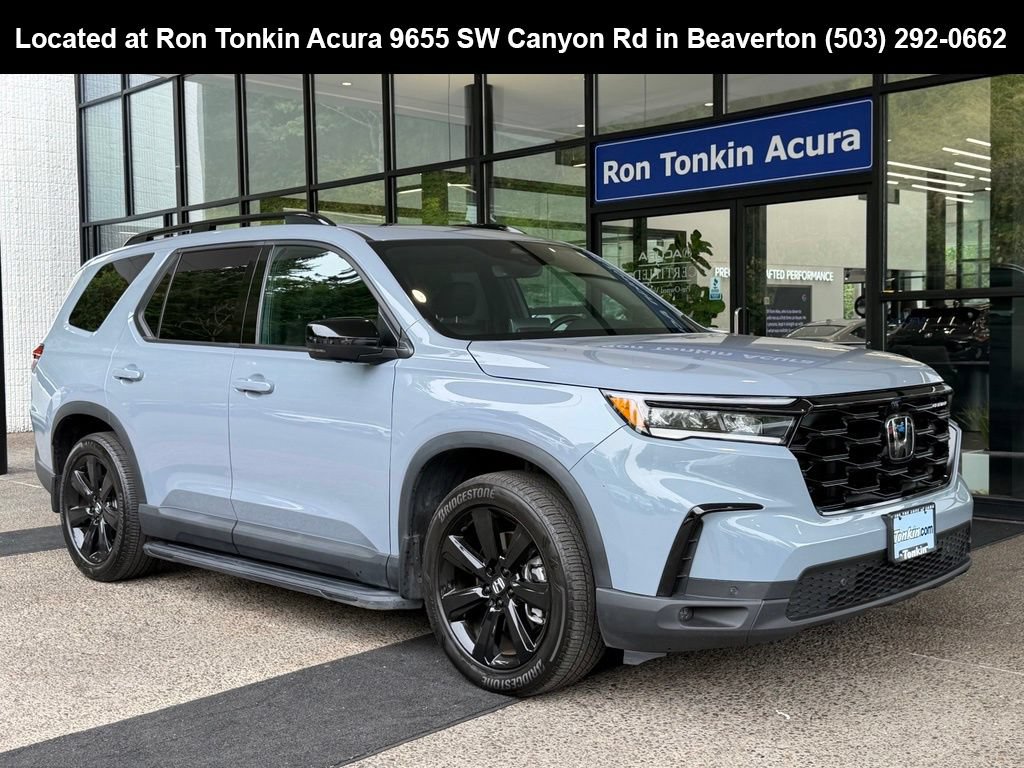 Used 2025 Honda Pilot Black Edition image 1
