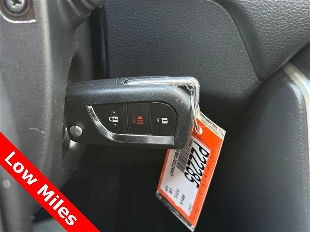 Used 2019 Toyota RAV4 LE image 30