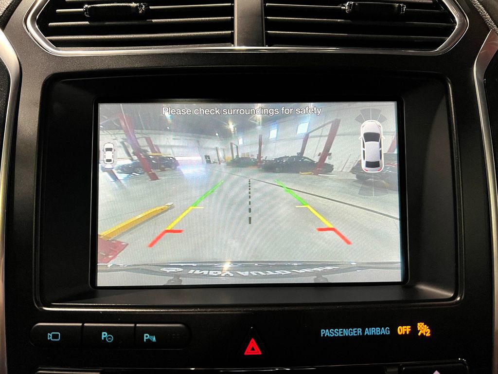 Used 2018 Ford Explorer Limited w/ Equipment Group 301A image 11