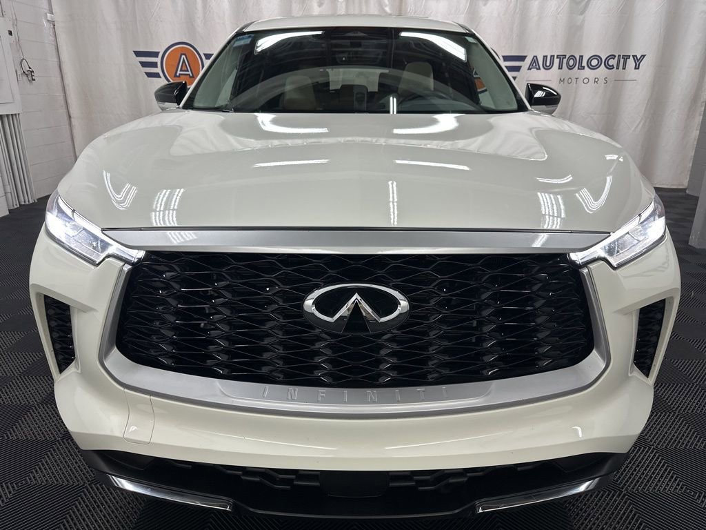 Used 2024 INFINITI QX60 Pure image 3