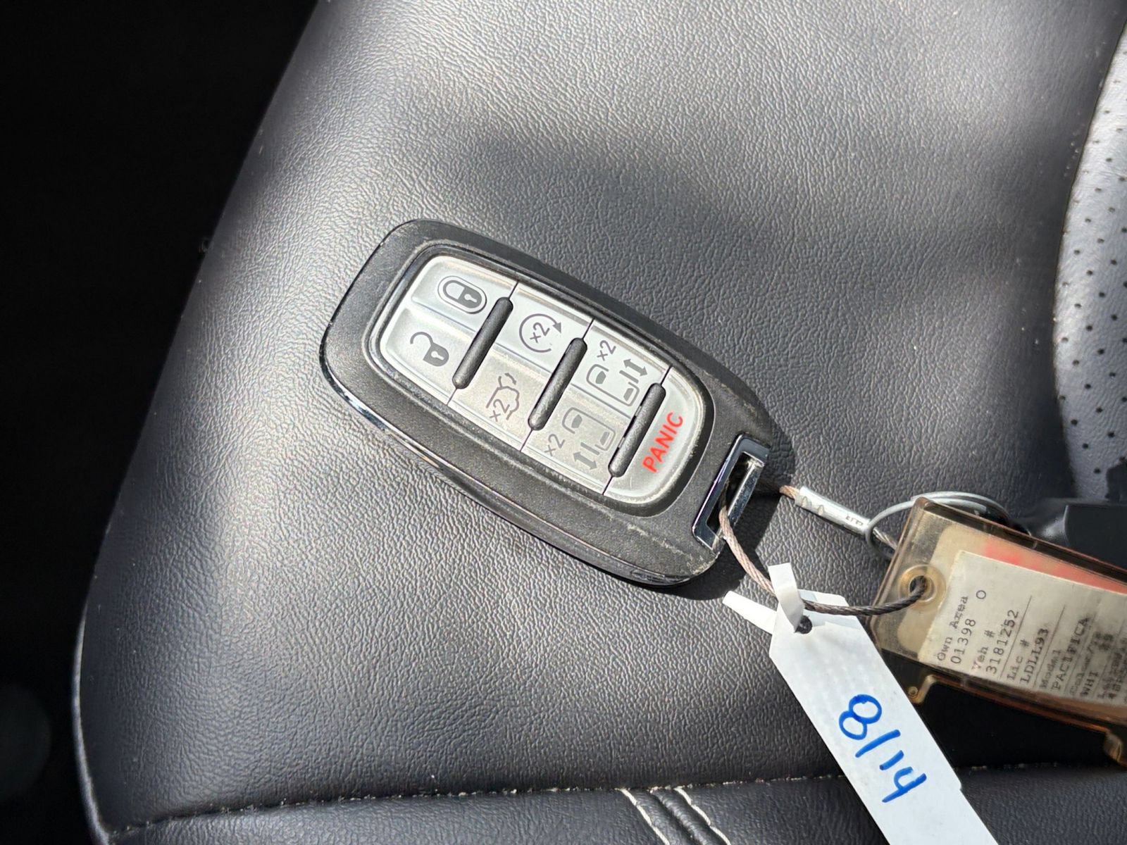 Used 2025 Chrysler Pacifica Select FWD image 21