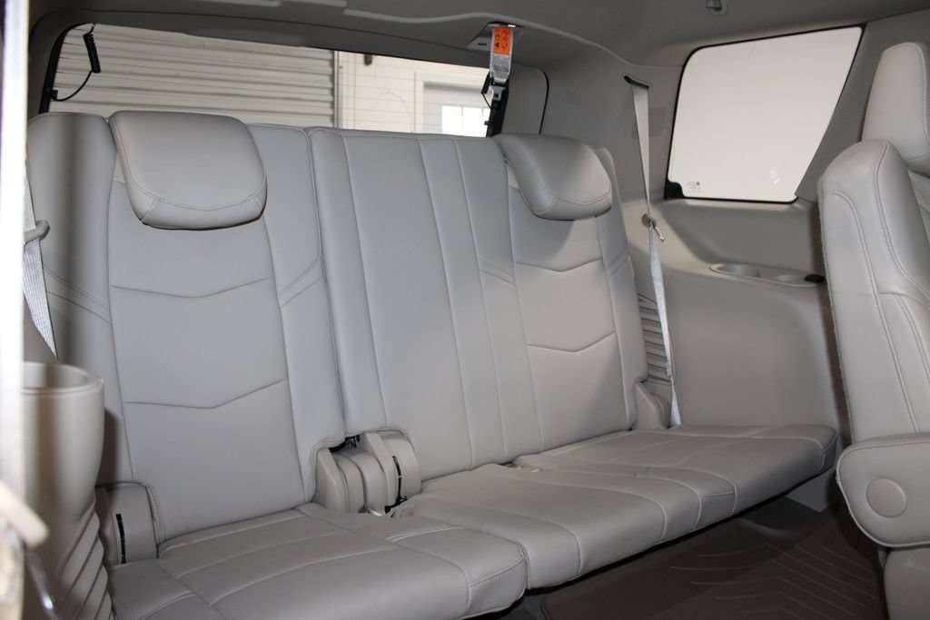 Used 2020 Cadillac Escalade Premium Luxury AWD/4WD image 30