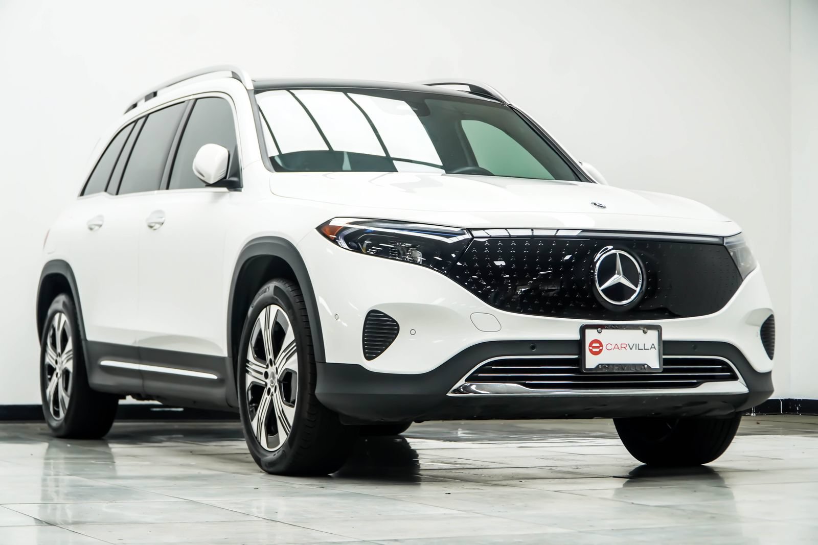Used 2024 Mercedes-Benz EQB 350 4MATIC SUV w/ Winter Package image 5