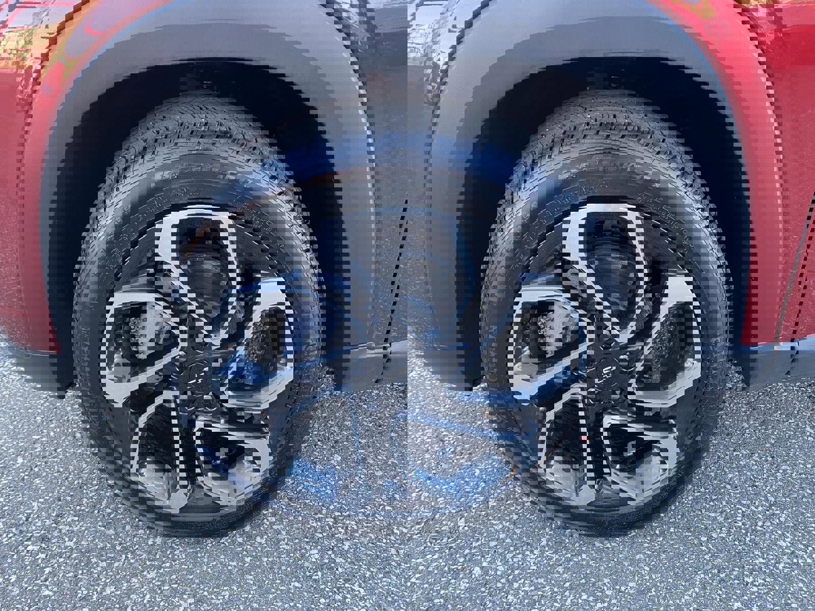 Certified 2025 Chevrolet Trax RS w/ Driver Confidence Package image 16