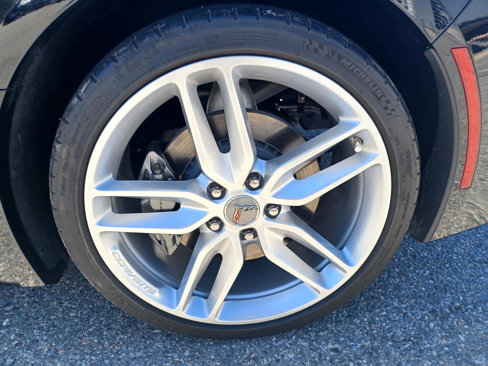 Used 2019 Chevrolet Corvette Stingray Coupe w/ 2LT Preferred Equipment Group RWD image 21