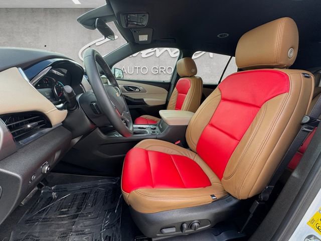 Used 2023 Chevrolet Traverse LT image 19