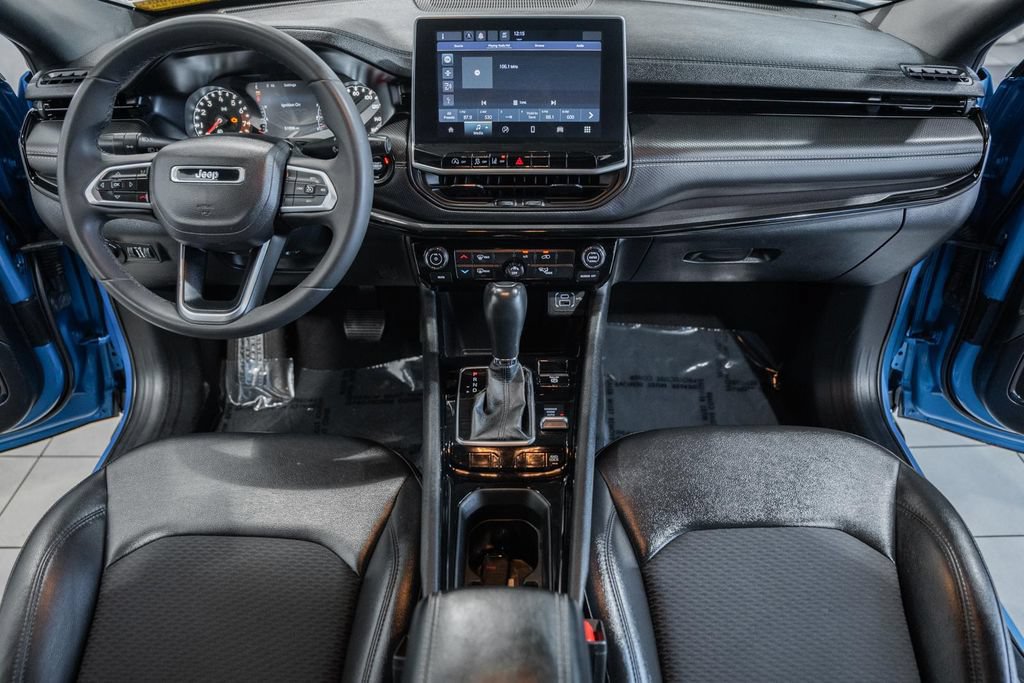 Certified 2022 Jeep Compass Latitude AWD/4WD image 17